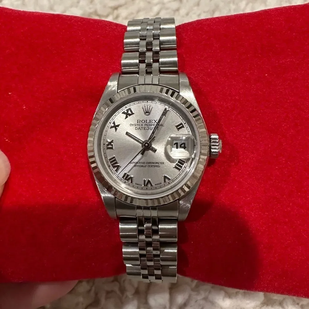 Rolex Datejust Stainless Steel 26mm Silver Roman Dial 79174 Womens